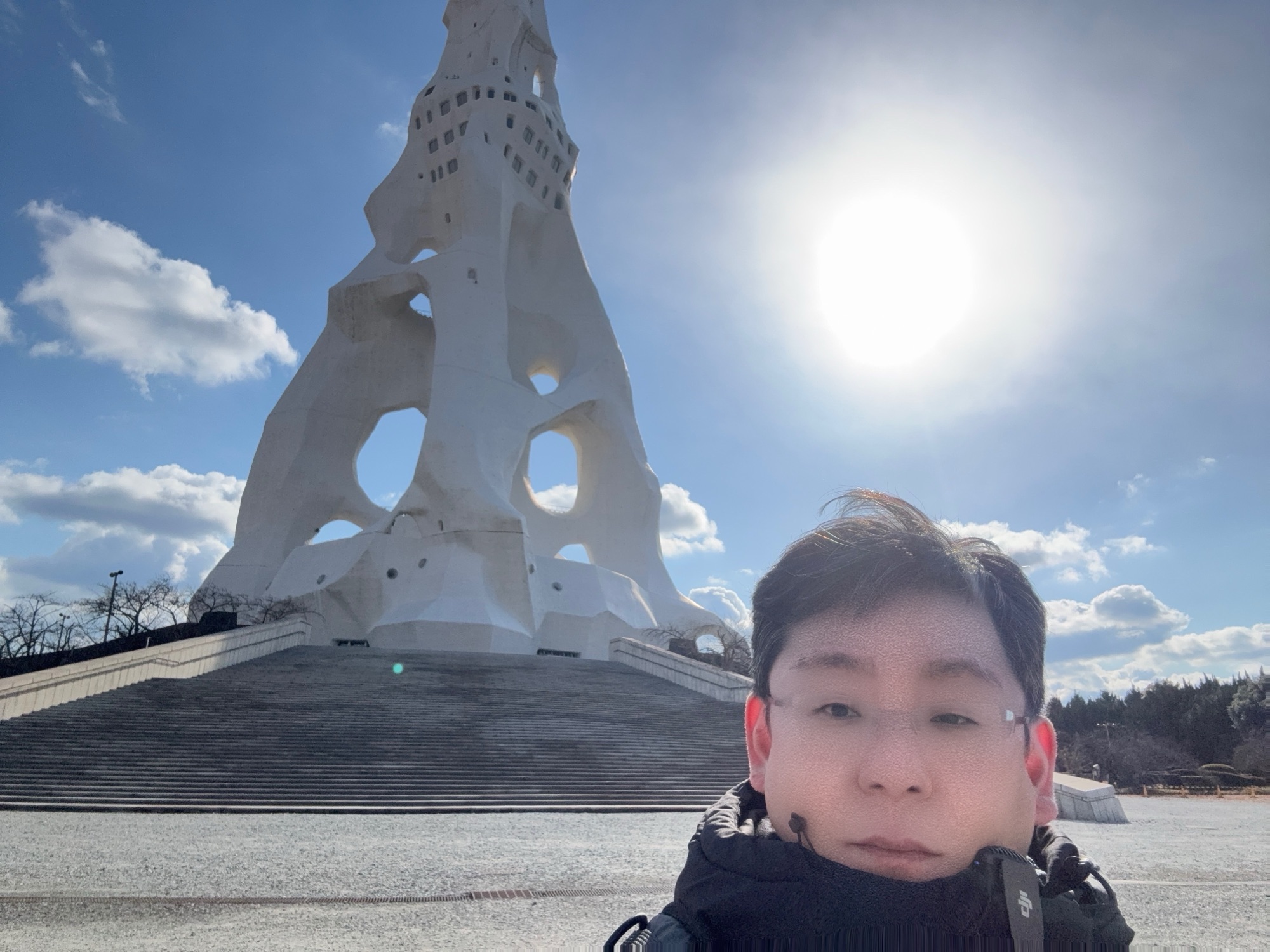 【2026年最新】PL教団・大平和祈念塔は見学できる?実際に行って分かった注意点と現地ルール|やっ旅